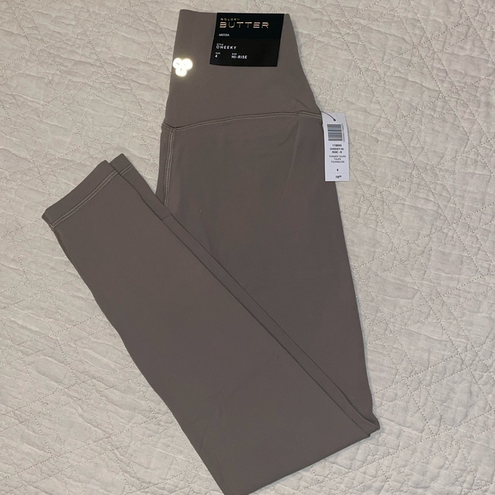 NWT Aritzia TNA Butter Leggings (Taupe) (size 4)